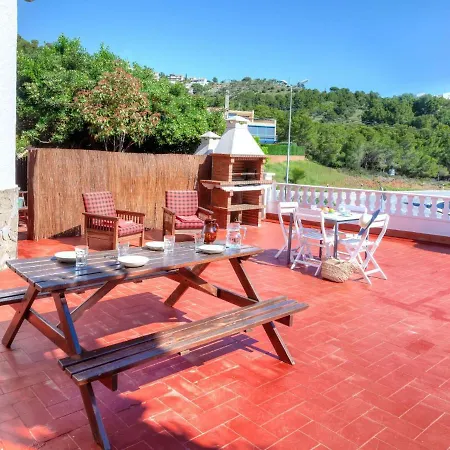 Studio Grifeu-3 * Llanca